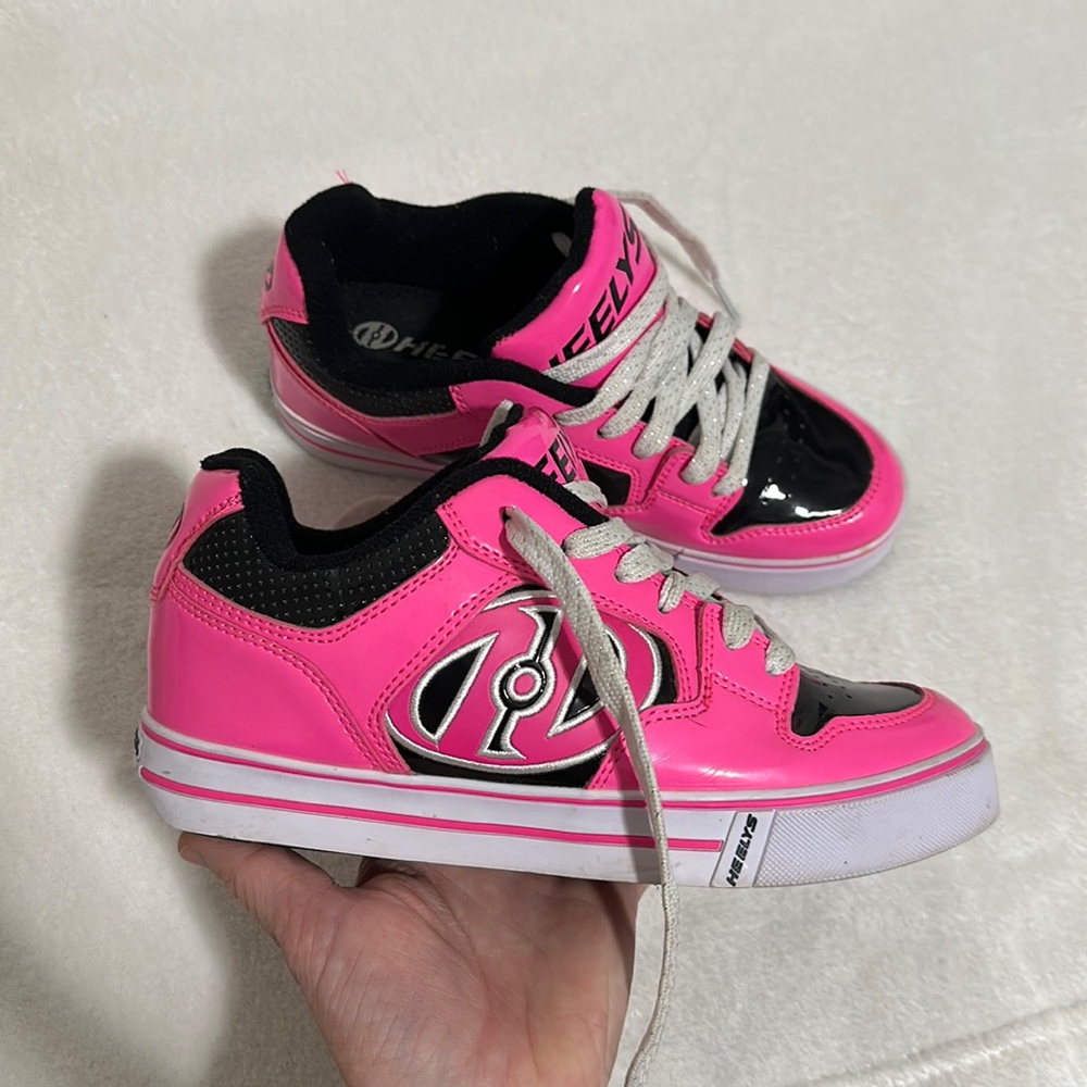Heelys Hot Pink/Black/White Roller Lace Up Sneakers Womens 6/Youth 5 - Picture 2 of 13